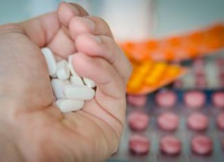 Kadınlar için hangi antiandrojen ilaçlar var?