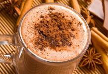 How to brew real delicious cocoa with milk, water, condensed milk, powdered milk, cream, marshmallows, cinnamon, coffee, for children, like in kindergarten, from baby formula, dietary powder: the best recipes