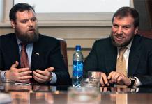 Ο συνιδιοκτήτης της Promsvyazbank Dmitry Ananyev άφησε τη Ρωσία τους αδελφούς Ananyev