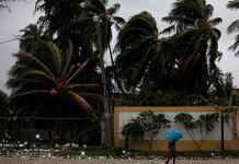 Hurricane Matthew vs USA: the score is still a draw