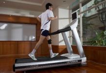 How to walk on a treadmill to lose weight?