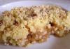 Step-by-step preparation of classic British crumble