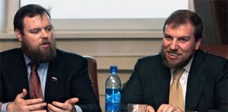 A Promsvyazbank társtulajdonosa, Dmitrij Ananyev elhagyta Ananyev testvéreit Oroszországban